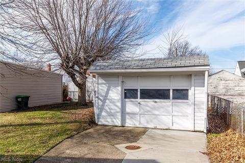 30113 Robert St, Wickliffe, OH 44092 photo 28