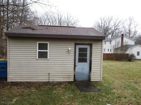 20 Henry Dr, Struthers, OH 44471 photo 17