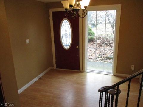 20 Henry Dr, Struthers, OH 44471 photo 2