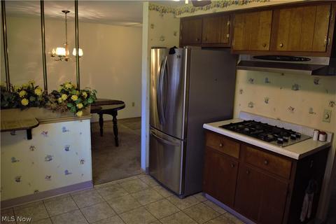 6326 Melshore Dr, Mentor, OH 44060 photo 7