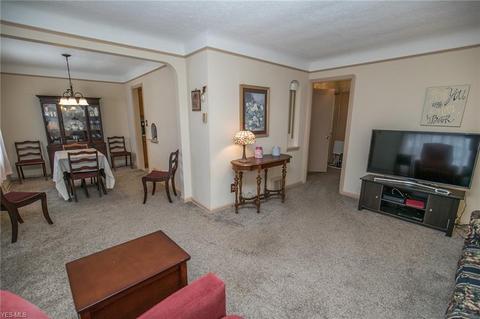 5511 Alber Ave, Parma, OH 44129 photo 6