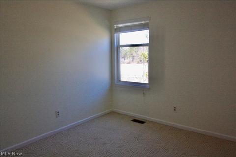 2134 Stonehenge Cir, Akron, OH 44319 photo 20