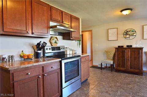 612 Oakridge Dr, Boardman, OH 44512 photo 13