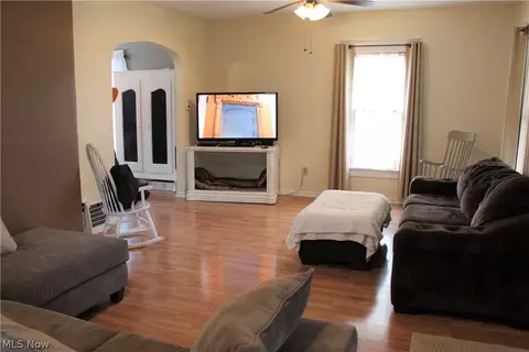 134 William Ave, Bellevue, OH 44811 photo 4