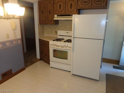 1014 Decker Dr, Parma, OH 44134 photo 12