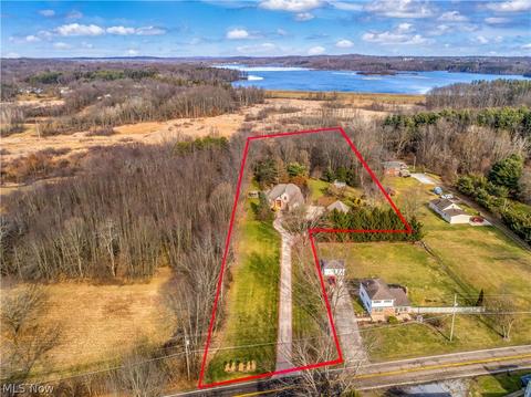 179 E Comet Rd, Clinton, OH 44216 photo 4