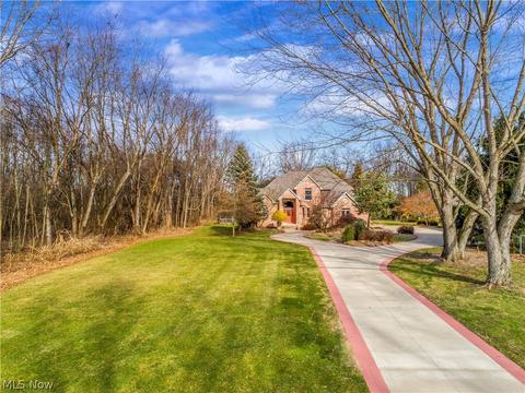 179 E Comet Rd, Clinton, OH 44216 photo 2