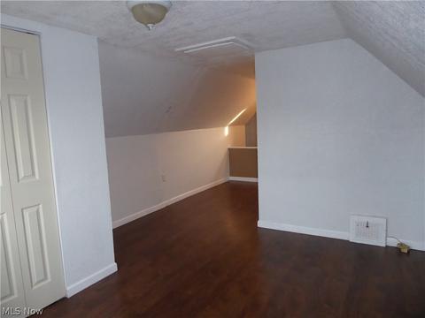 1674 E 32 St, Lorain, OH 44055 photo 21