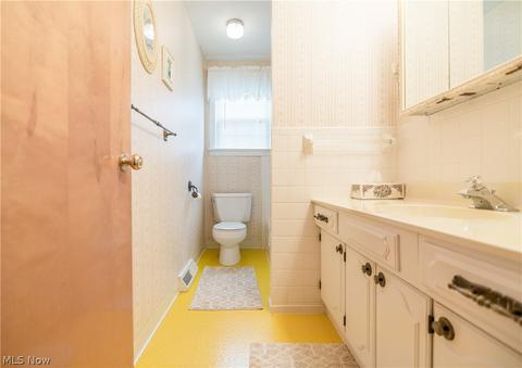 605 Georgetown Ave, Elyria, OH 44035 photo 24