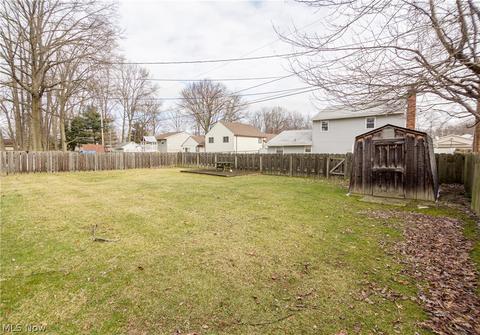 605 Georgetown Ave, Elyria, OH 44035 photo 4