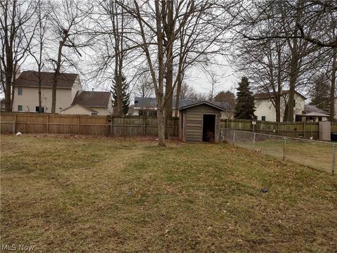 611 Dannie Dr, Lorain, OH 44053 photo 16