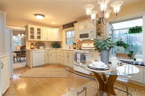 7670 E Parkside Dr, Boardman, OH 44512 photo 5