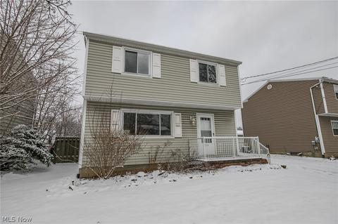 935 Independence Ave, Akron, OH 44310 photo 1