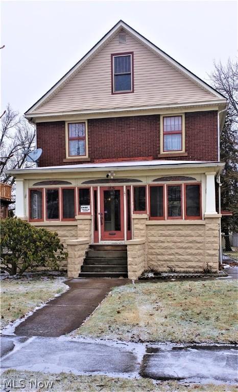 1851 E 32nd St, Lorain, OH 44055 photo 1