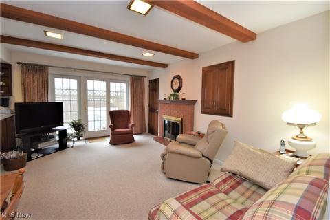 171 Buckingham Dr, Elyria, OH 44035 photo 8