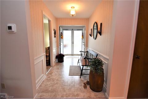 171 Buckingham Dr, Elyria, OH 44035 photo 5