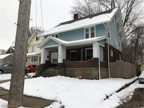 918 Seymour Dr, Ashtabula, OH 44004 photo 2