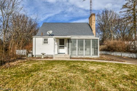 4535 17th St NW, Canton, OH 44708 photo 1