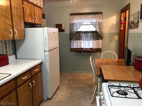 449 Marview Ave, Akron, OH 44310 photo 11