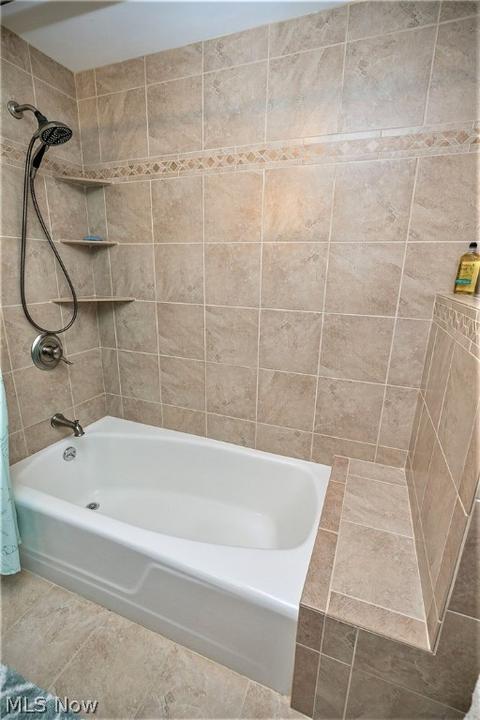 7600 Wake Robin Dr, Parma, OH 44130 photo 29