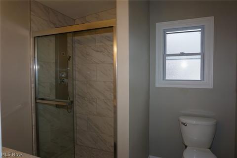 870 E 237th St, Euclid, OH 44123 photo 12