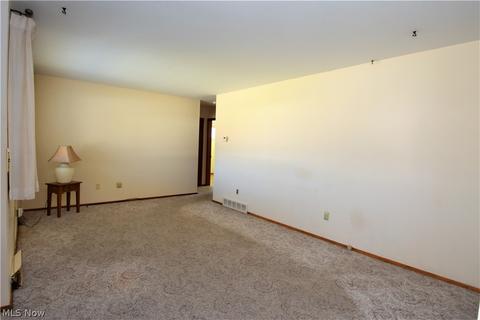 2100 E 42nd St, Lorain, OH 44055 photo 12