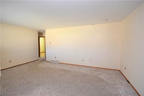 2100 E 42nd St, Lorain, OH 44055 photo 10