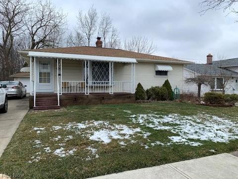 14809 Corridon Ave, Maple Heights, OH 44137 photo 1