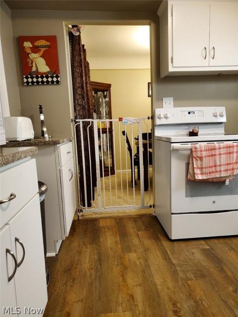 10649 Deborah Dr, Parma, OH 44130 photo 5