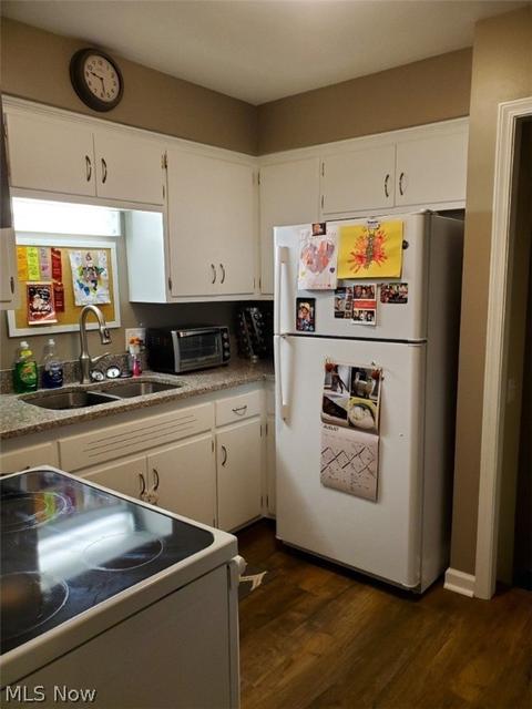 10649 Deborah Dr, Parma, OH 44130 photo 14