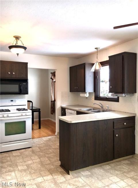 7613 E Linden Ln, Parma, OH 44130 photo 8