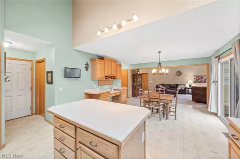 4820 Gate Post Ln, Kent, OH 44240 photo 12
