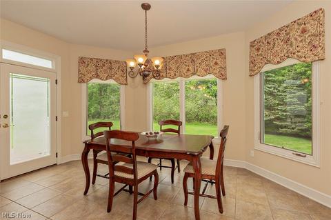 38235 Mcdowell Dr, Solon, OH 44139 photo 6