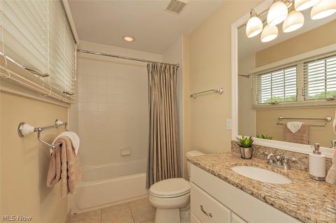 38235 Mcdowell Dr, Solon, OH 44139 photo 17