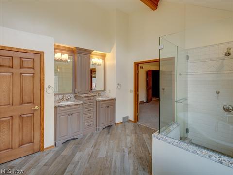 7279 Rollingbrook Trl, Solon, OH 44139 photo 16