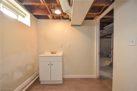 282 Oakview Ave, Struthers, OH 44471 photo 26