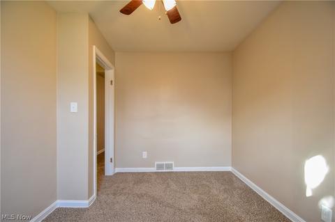 282 Oakview Ave, Struthers, OH 44471 photo 15