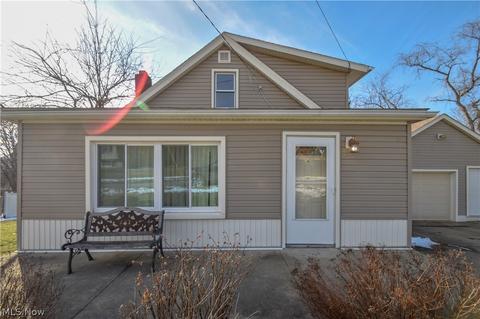 282 Oakview Ave, Struthers, OH 44471 photo 2