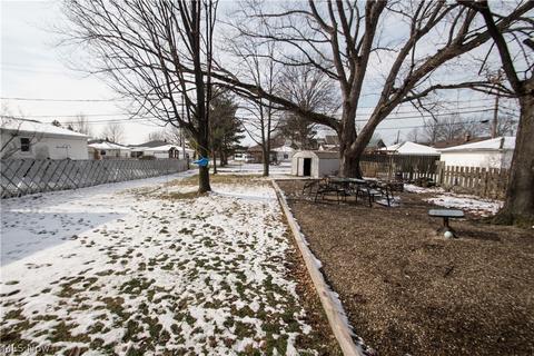 788 Glenhurst Rd, Willowick, OH 44095 photo 15