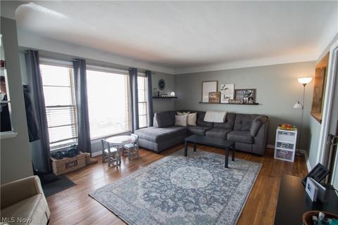 788 Glenhurst Rd, Willowick, OH 44095 photo 3