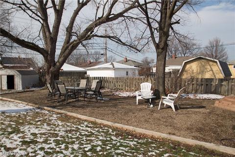 788 Glenhurst Rd, Willowick, OH 44095 photo 14