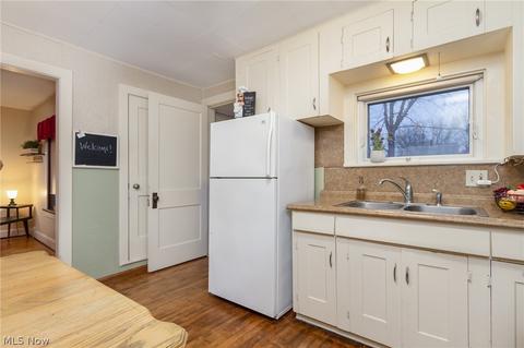 180 Sprague, Berea, OH 44017 photo 9