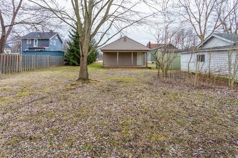 180 Sprague, Berea, OH 44017 photo 33