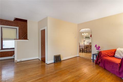 180 Sprague, Berea, OH 44017 photo 5
