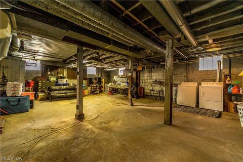 1160 Linden Ave, Akron, OH 44310 photo 21
