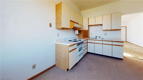 304 Walnut St, Belpre, OH 45714 photo 5