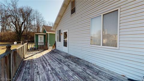 304 Walnut St, Belpre, OH 45714 photo 17