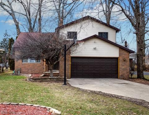 420 E 266 St, Euclid, OH 44132 photo 1