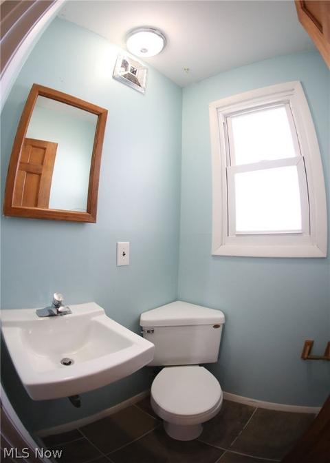 371 Longfellow St, Elyria, OH 44035 photo 11