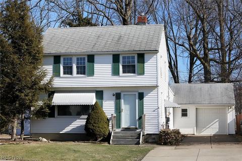 371 Longfellow St, Elyria, OH 44035 photo 1